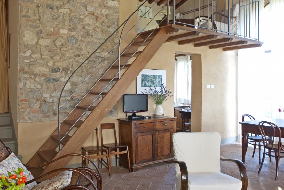 Foto 206 Apartments La Lucciola Country House Nazzano - Gambassi